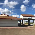 Executive Inn & Suites