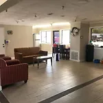 Executive Inn & Suites